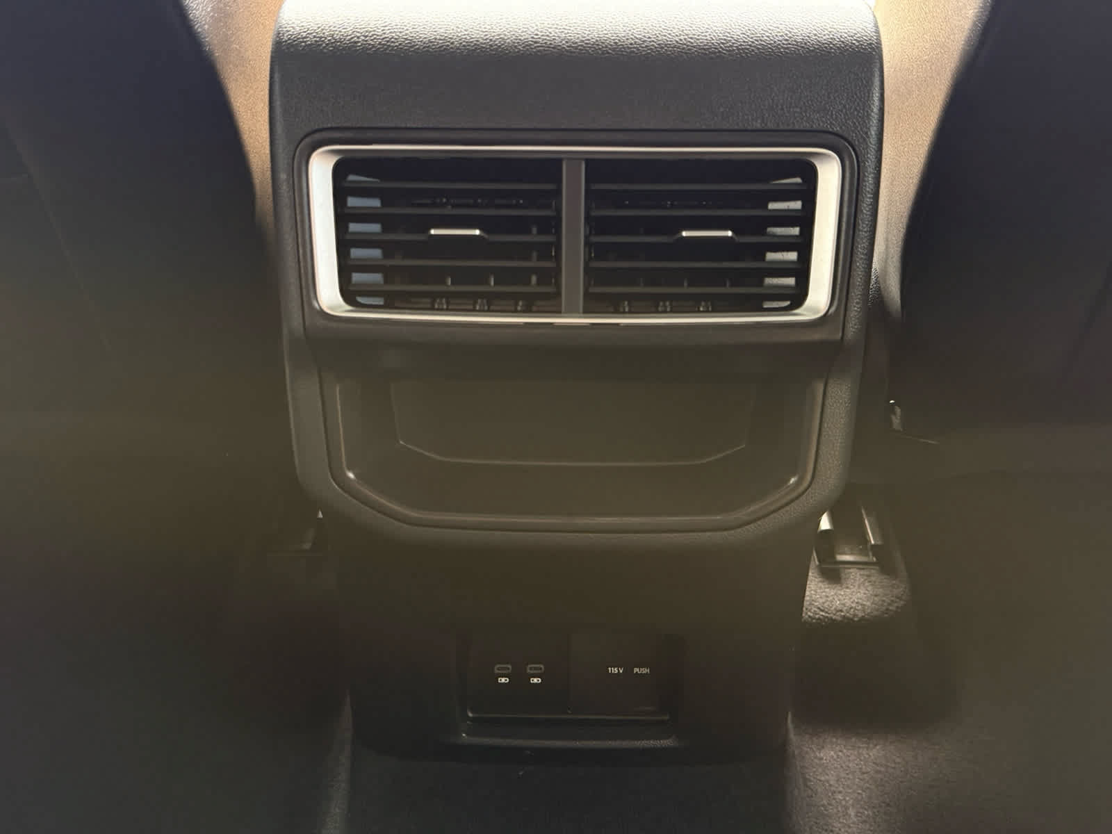 Used 2024 Volkswagen Atlas Cross Sport SE w/ Panoramic Sunroof Package AWD/4WD image 29