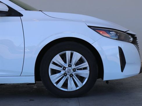 Used 2024 Nissan Sentra S w/ Lighting Package FWD image 15