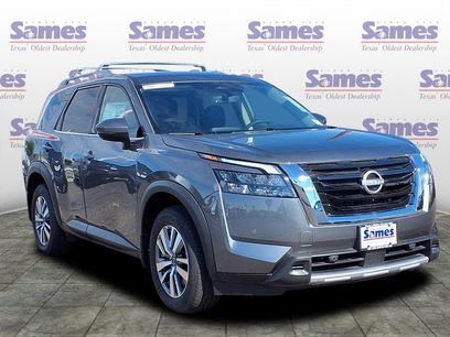 New 2025 Nissan Pathfinder SL
