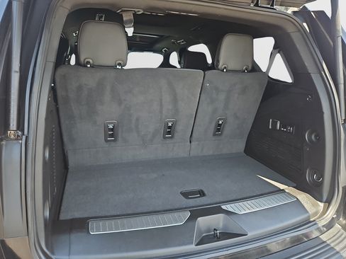 Used 2022 Chevrolet Tahoe RST w/ Sport Performance Package AWD/4WD image 9