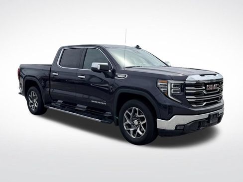 Used 2025 GMC Sierra 1500 SLT RWD image 8