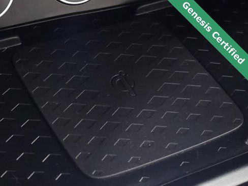 Used 2025 Genesis G70 2.5T w/ Sport Prestige Package image 31