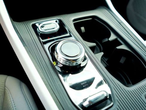 New 2026 Jeep Cherokee Laredo AWD/4WD image 16