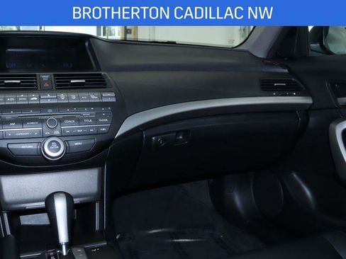 Used 2011 Honda Accord EX-L image 25