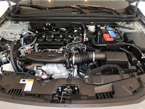 New 2025 Honda Accord SE image 6