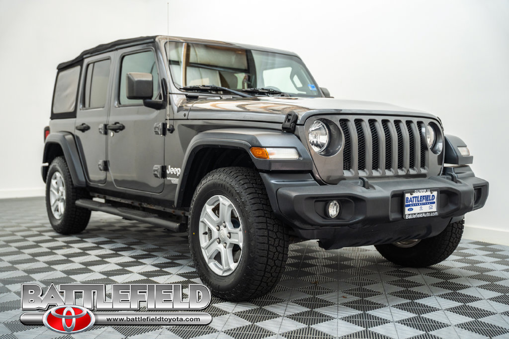 Used 2018 Jeep Wrangler Unlimited Sport S AWD/4WD image 1