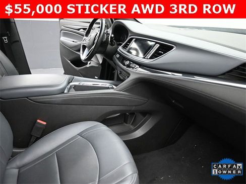 Used 2024 Buick Enclave Premium image 20