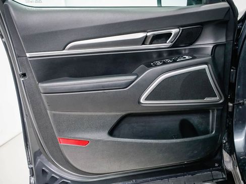 Used 2021 Kia Telluride LX image 18