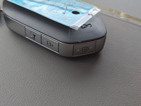 Certified 2026 Kia Carnival LXS FWD image 30