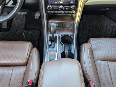 Used 2021 Subaru Ascent Touring w/ Popular Package #2A image 25