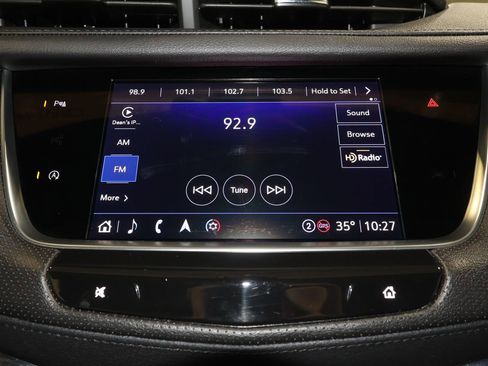 Certified 2025 Cadillac XT5 Premium Luxury image 12