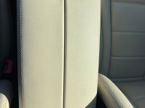 Used 2021 Mercedes-Benz C 300 4MATIC Sedan image 37