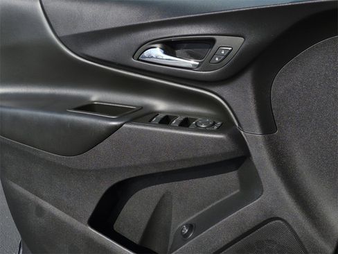 Certified 2022 Chevrolet Equinox LT image 25