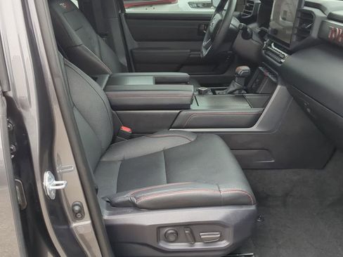 Used 2025 Toyota Sequoia TRD Pro AWD/4WD image 21