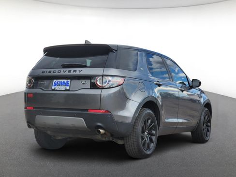 Used 2018 Land Rover Discovery Sport SE AWD/4WD image 3