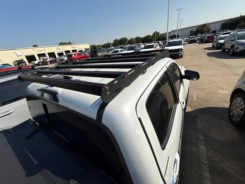 Used 2023 Toyota Tacoma Limited AWD/4WD image 6