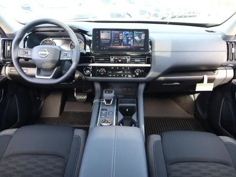 New 2026 Nissan Pathfinder SV AWD/4WD image 27