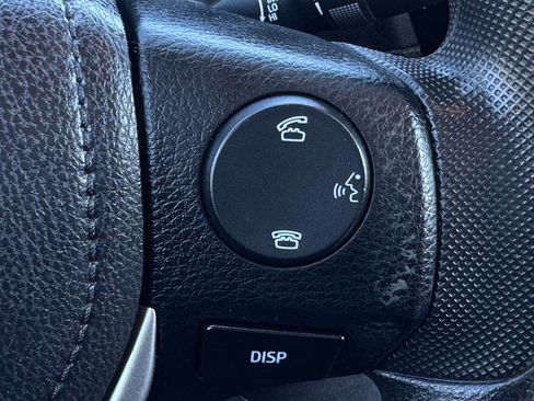 Used 2016 Toyota Corolla LE image 25