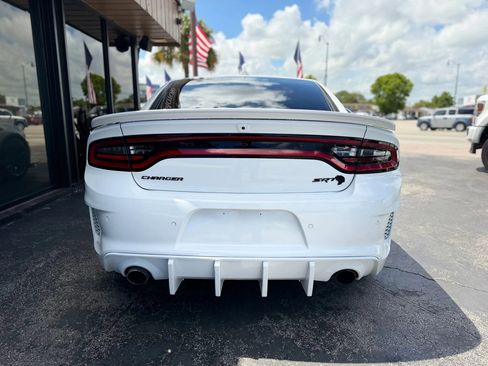 Used 2022 Dodge Charger SRT Hellcat w/ SRT Black Package RWD image 10