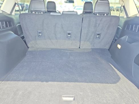 Used 2024 Ford Edge SEL w/ Convenience Package image 11