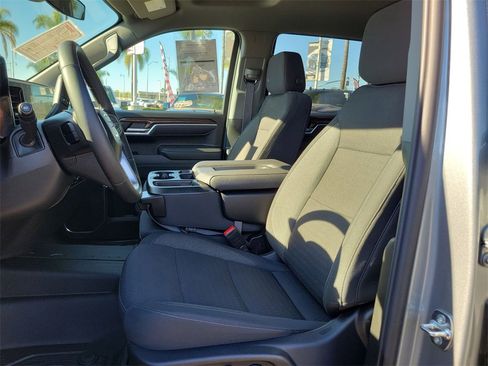 Used 2026 GMC Sierra 1500 Elevation image 19