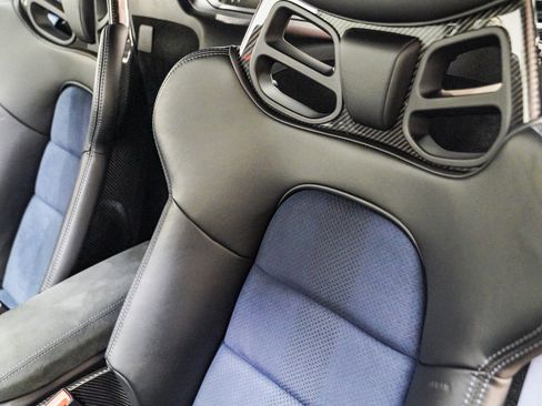 Used 2025 Porsche 718 Cayman GT4 RS image 28