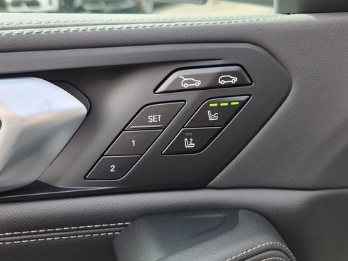 New 2026 BMW X6 xDrive40i image 17