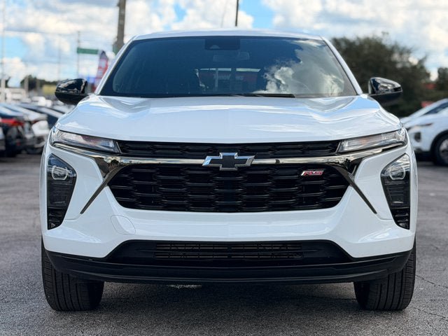 Used 2026 Chevrolet Trax RS w/ Driver Confidence Package FWD image 3