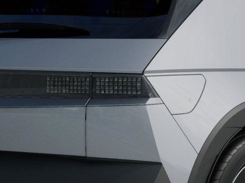 New 2026 Hyundai Ioniq 5 SEL RWD image 10