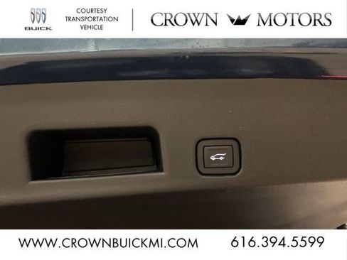Used 2025 Buick Enclave Preferred w/ LPO, Floor Liner Package image 33