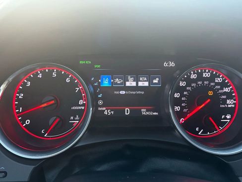 Used 2020 Toyota Camry XSE image 28