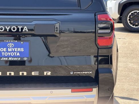 New 2026 Toyota 4Runner Limited AWD/4WD image 9
