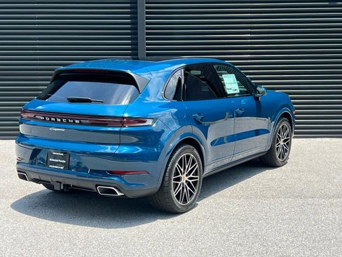 New 2025 Porsche Cayenne image 7