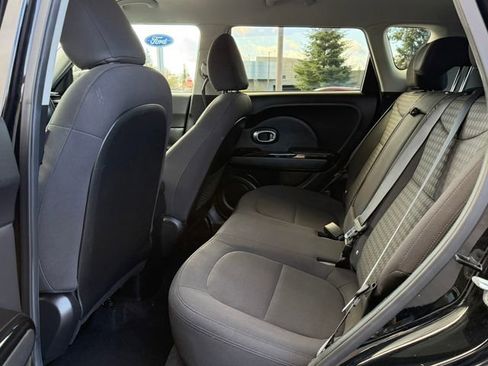Used 2015 Kia Soul ! image 16