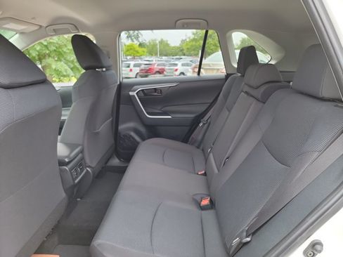 Used 2025 Toyota RAV4 LE AWD/4WD image 14