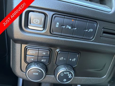 Used 2021 Chevrolet Suburban RST w/ Rear Media and Nav Package image 29