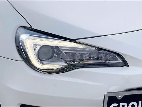 Used 2017 Subaru BRZ Premium w/ Popular Package #3 RWD image 28