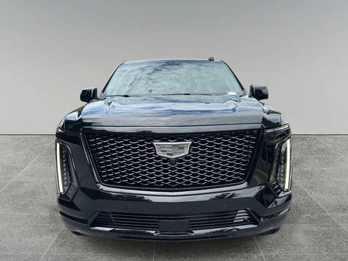 New 2026 Cadillac Escalade Platinum Sport w/ LPO, ONYX Package AWD/4WD image 8