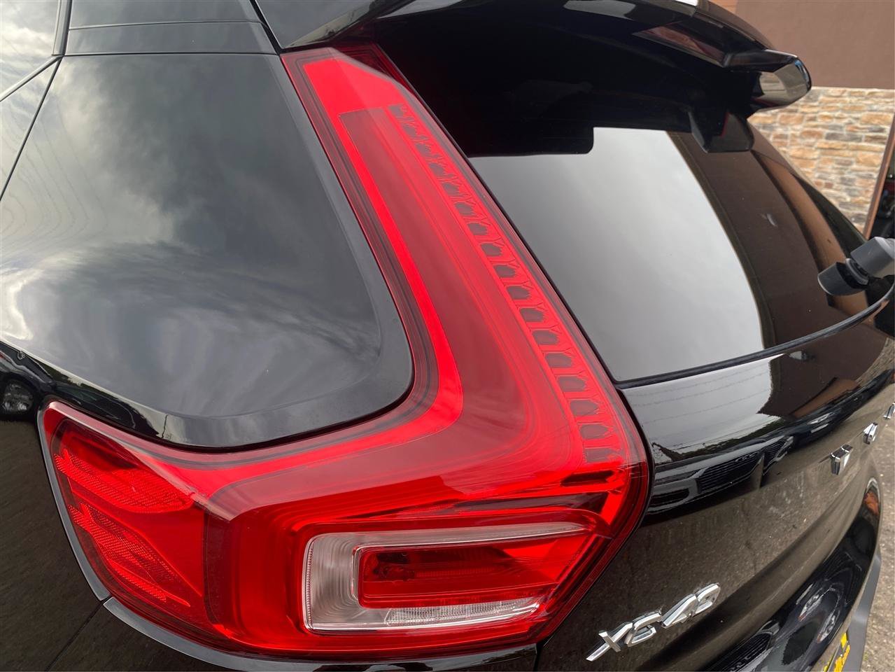 Used 2021 Volvo XC40 T5 R-Design AWD/4WD image 19