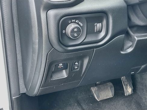Certified 2022 RAM 1500 Big Horn AWD/4WD image 10