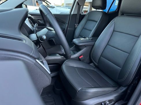 Used 2024 GMC Terrain SLT w/ Infotainment Package II AWD/4WD image 13