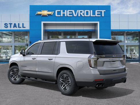 New 2026 Chevrolet Suburban Z71 w/ Comfort Package image 3