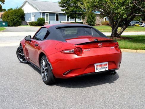 Used 2017 MAZDA MX-5 Miata RF Grand Touring image 6