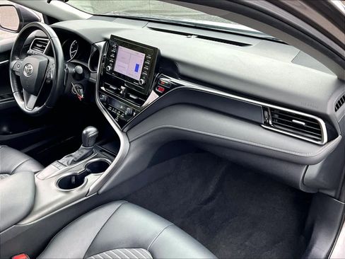 Used 2023 Toyota Camry SE image 14