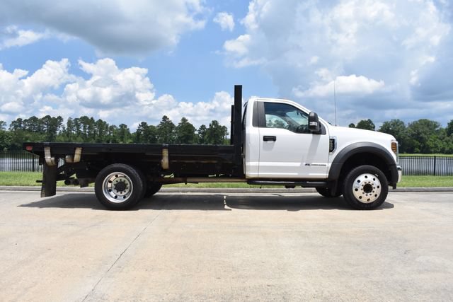 Used 2019 Ford F550 2WD Regular Cab Super Duty image 3