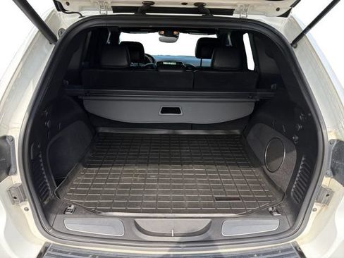 Used 2019 Jeep Grand Cherokee SRT AWD/4WD image 26