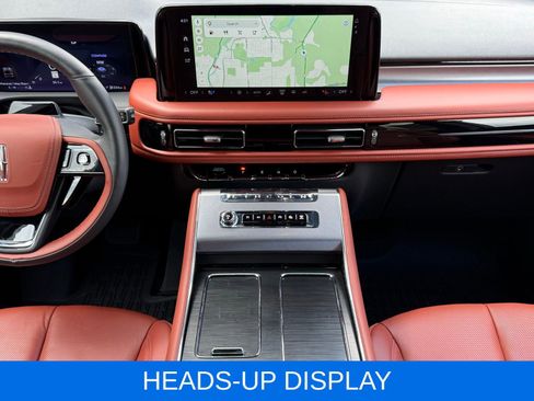 Used 2025 Lincoln Aviator Reserve w/ Illumination Package AWD/4WD image 24