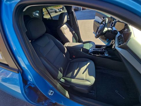 Used 2025 Chevrolet Trax LT w/ Driver Confidence Package FWD image 29