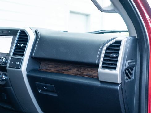 Used 2019 Ford F150 Lariat AWD/4WD image 14
