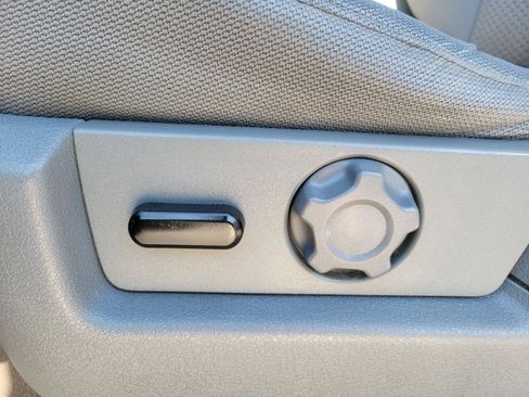Used 2013 Ford F150 XLT w/ Luxury Equipment Group RWD image 9